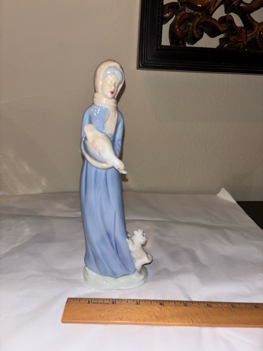 Porcelain Women Figurine W/Duck and Dog (Lhadro style)